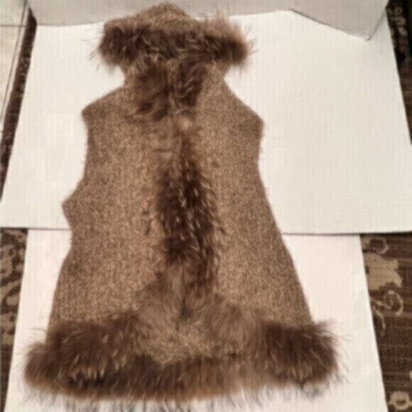 RUDSAK * Genuine Fur trimmed knitted vest jacket M - L EUC - Picture 2 of 10